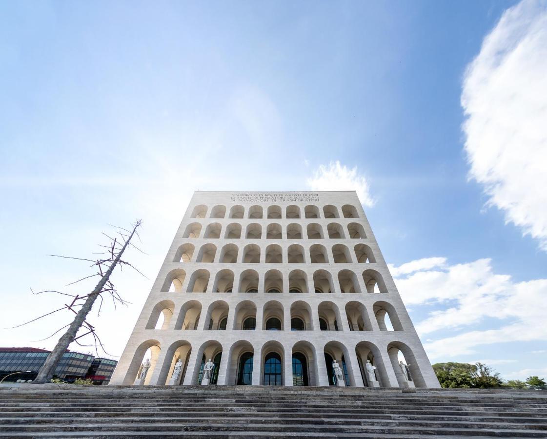 Home At Rome Vatican Suites Exterior photo